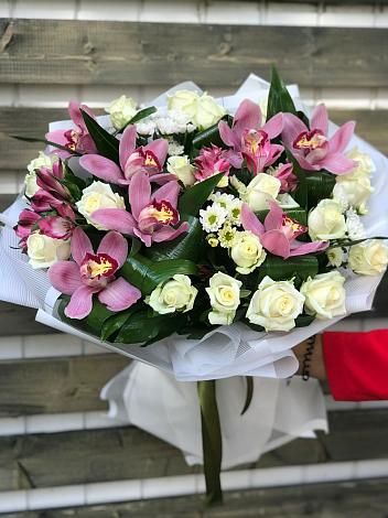 Букет цветов из: Розы и Хризантемы в Кетово