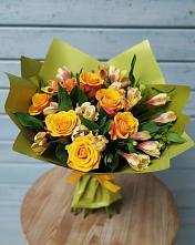 Букет цветов из:  Альстромерии и Розы в Кетово