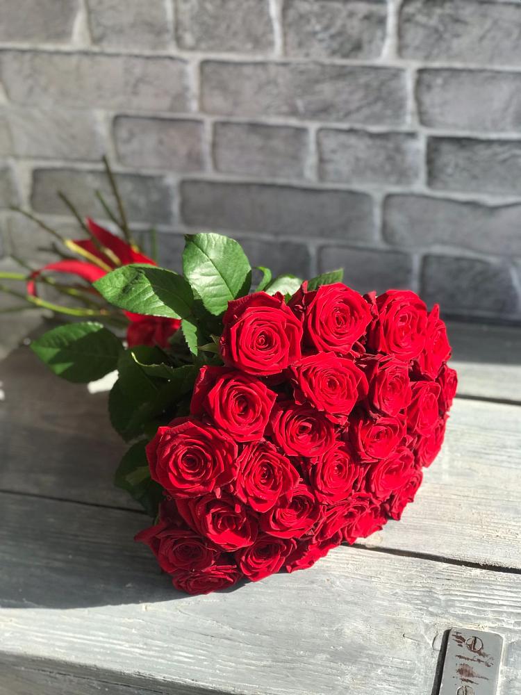 Букет Красные розы Фридом в Кетово