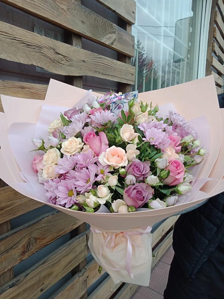 Букет цветов из: Розы и Хризантемы в Кетово