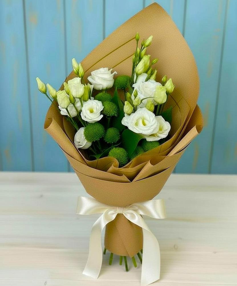 Букет цветов из: Хризантемы и Лизиантусы в Кетово