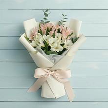 Букет цветов из:  Альстромерии в Кетово