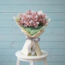 Букет цветов из:  Орхидеи и Розы в Кетово