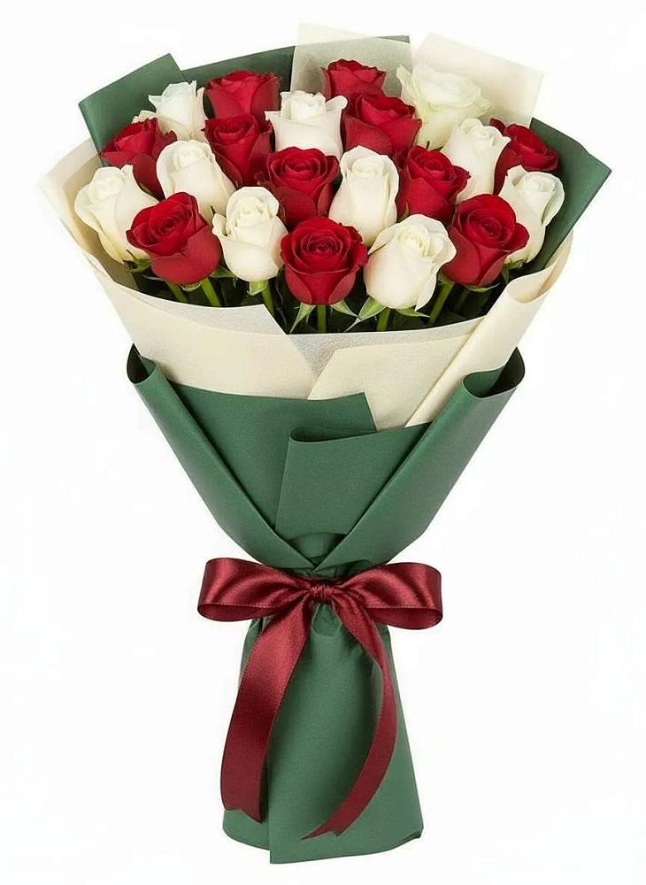 Букет Микс из красных и белых роз в Кетово