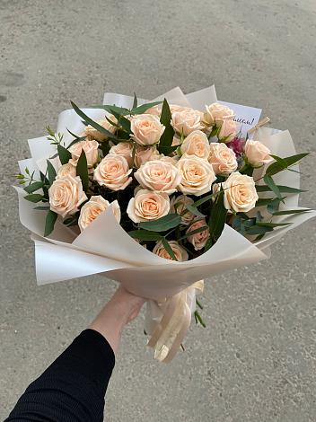 Букет Кремовые розы Латте в Кетово