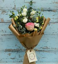 Букет цветов из:  Розы и Лизиантусы #REPLACE_PRED# Кетово