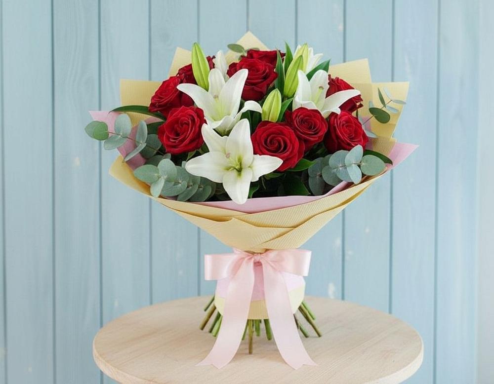 Букет цветов из: Лилии и Розы в Кетово